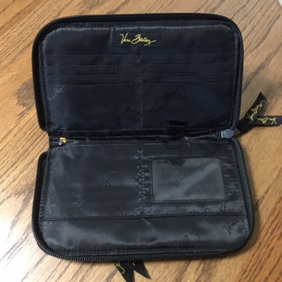 Vera Bradley Card Holder/Wallet - Picture 5 of 9